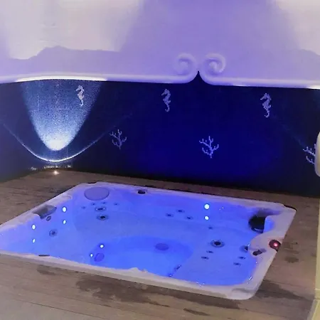 Villa Coral Blue