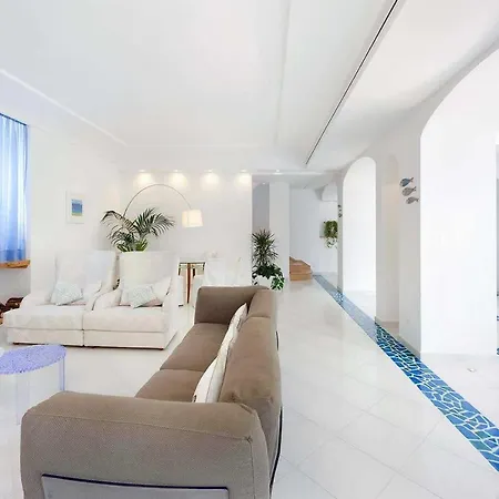 Villa Coral Blue